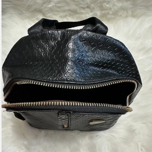 Faux Leather Backpack Small Women's Backpack Made of High-Quality Faux Leather - Picture 2 of 8